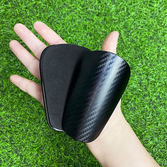 MicroGuardX™ — Mini protège-tibias DribbleX™ (6,5 × 10 cm)